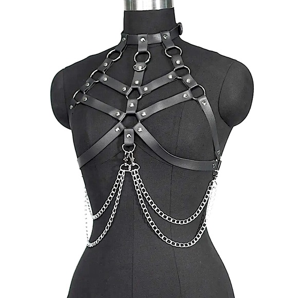 Faux leather detachable chain harness - Picture 7 of 11